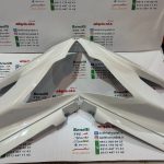 قاب (فلاپ) بغل کنسول بلوری چراغ موتور آپاچی 150 160 و 180 جدید سفید (جفتی)